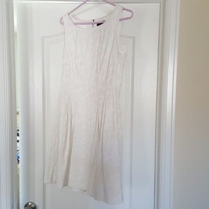 Just Taylor Floral White A-line Dress